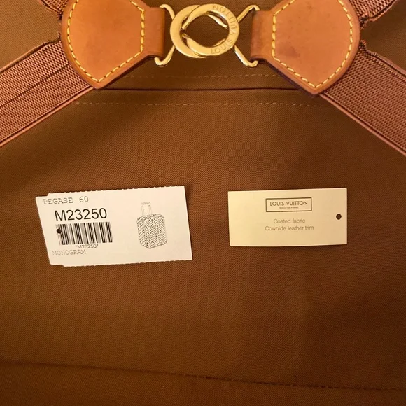 Authentic Louis Vuitton pegase 55 carry on suitcase - Picture 7 of 8